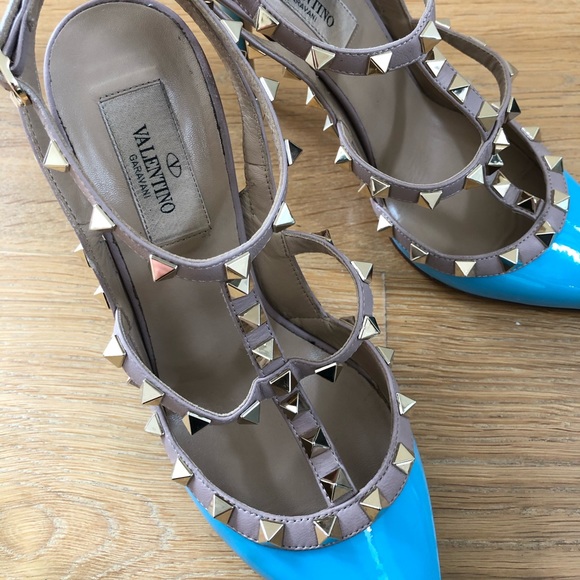 Valentino Rockstud Ankle Strap Pump - Picture 6 of 15